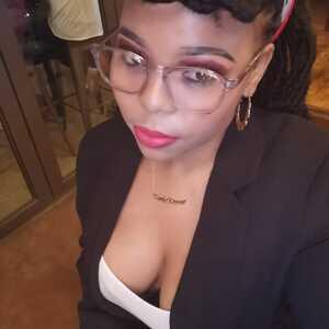 Nasiphi Dumezweni